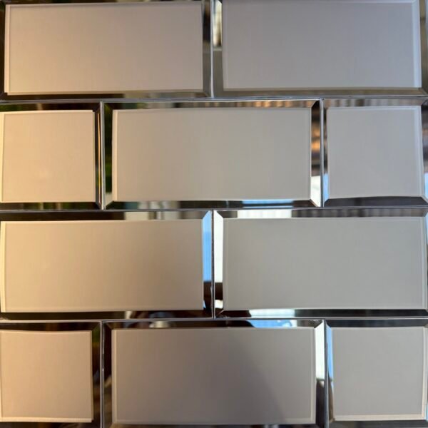 300*300 GLASS MOSAIC TILE UHD-2210
